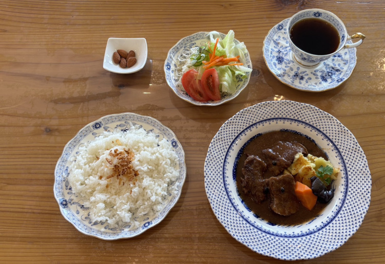 あか牛のビール煮込み